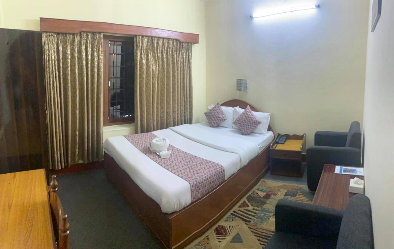 Hotel Blue Magnet Похара Екстериор снимка